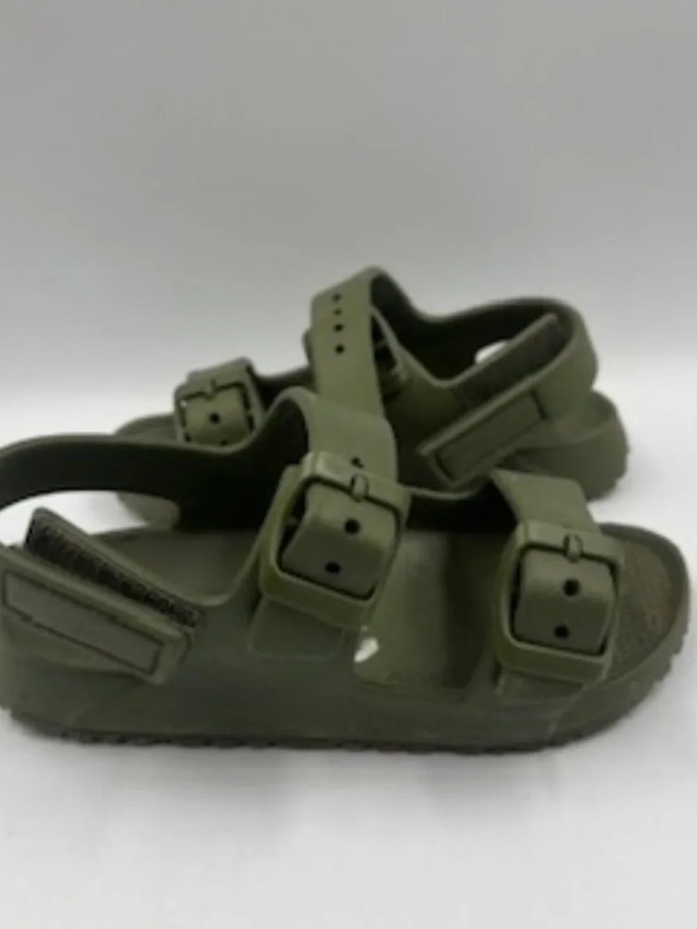 Oshkosh B’Gosh Green Rivar toddler sandals unisex 10 adjustable‎ water shoes